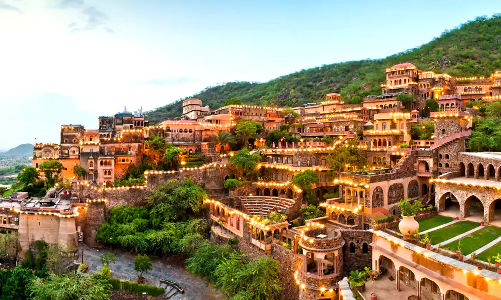 Neemrana Fort