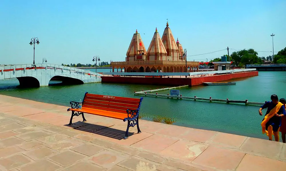 Brahma Sarovar Kurukshetra